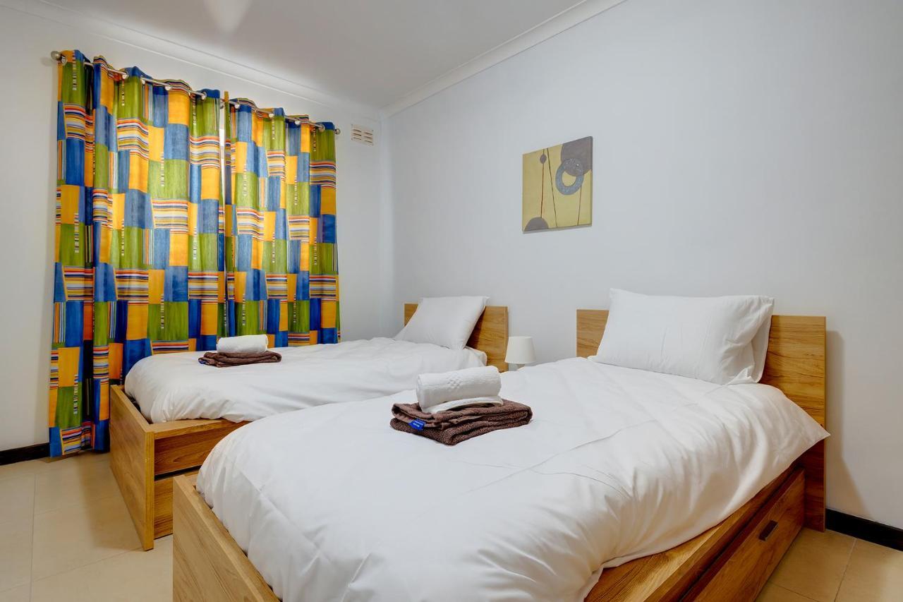 Modern 2 Bedroom Maisonette In Central Sliema Exteriér fotografie