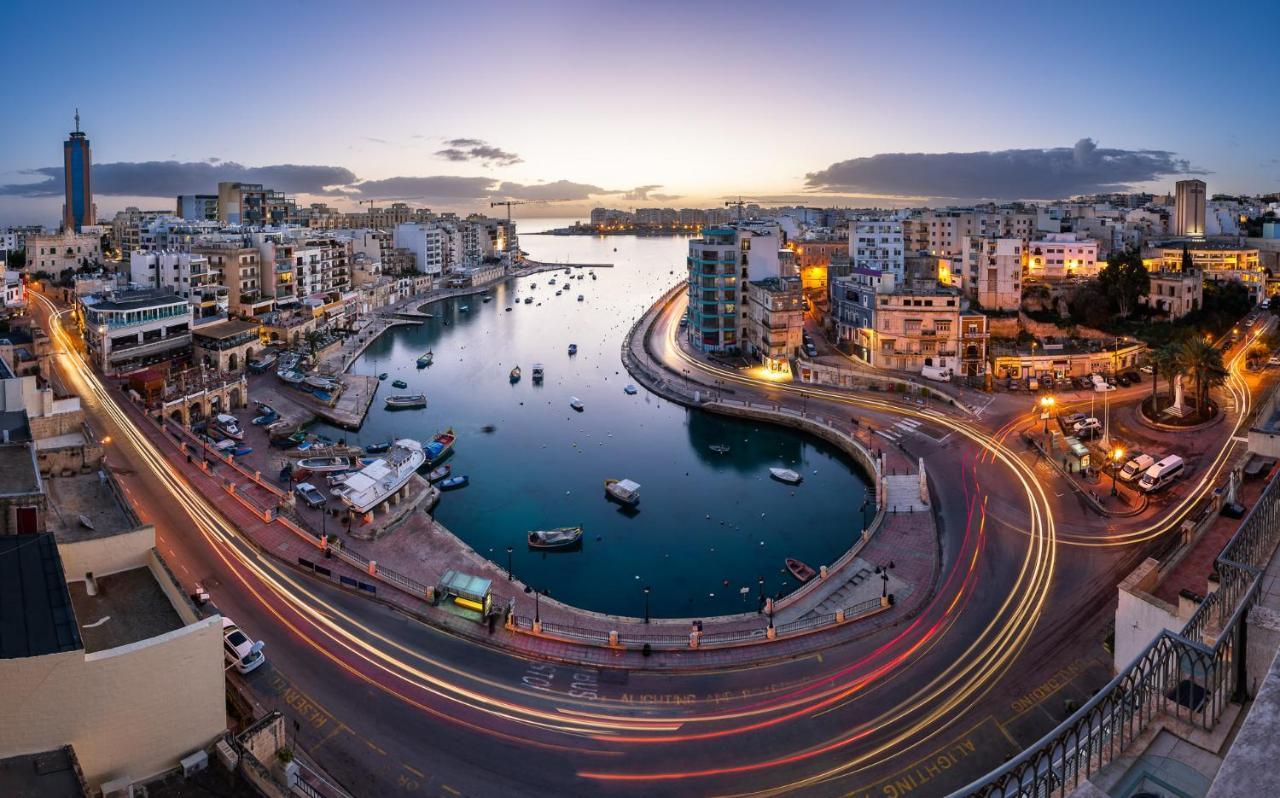 Modern 2 Bedroom Maisonette In Central Sliema Exteriér fotografie